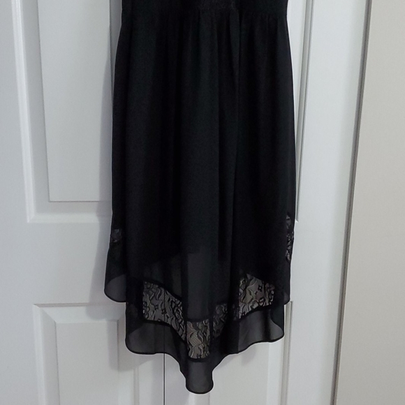 NWOT Women's Beautiful Black Lace high low Dress Small - Picture 6 of 8